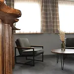 Oda ve Kahvaltı Galle 3*