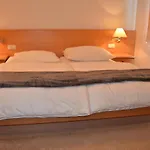 לינה וארוחת בוקר Galle