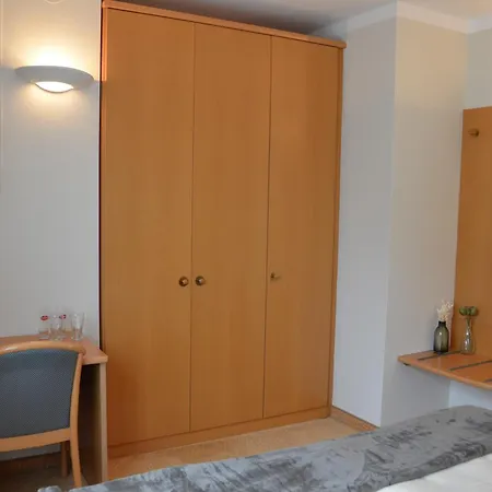 לינה וארוחת בוקר Galle